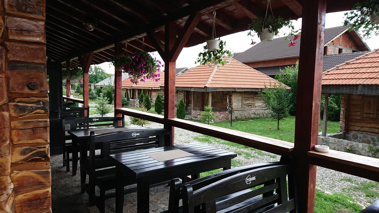Satul Traditional Runcu (Gorj) Exterior foto