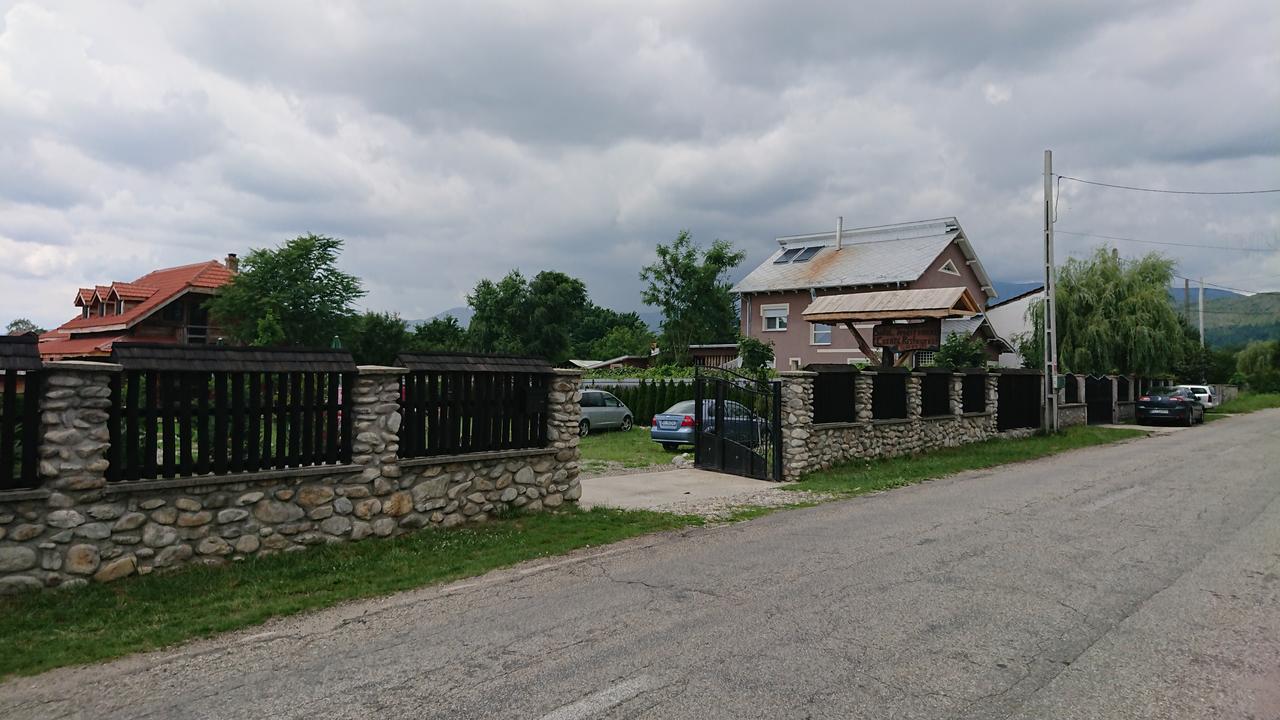 Satul Traditional Runcu (Gorj) Exterior foto